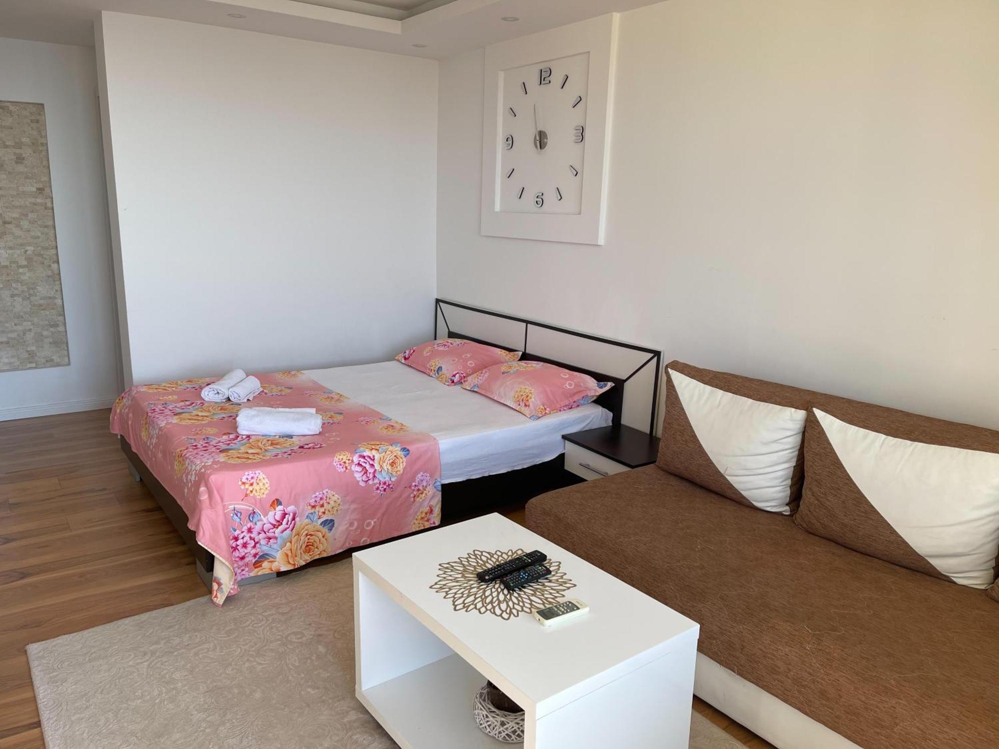 Days Inn Apartments Ulcinj Phòng bức ảnh