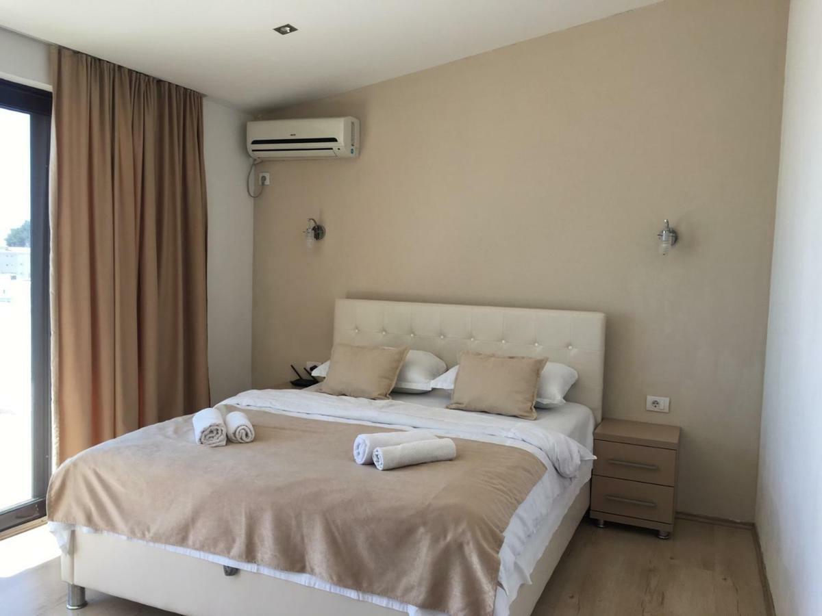 Days Inn Apartments Ulcinj Ngoại thất bức ảnh